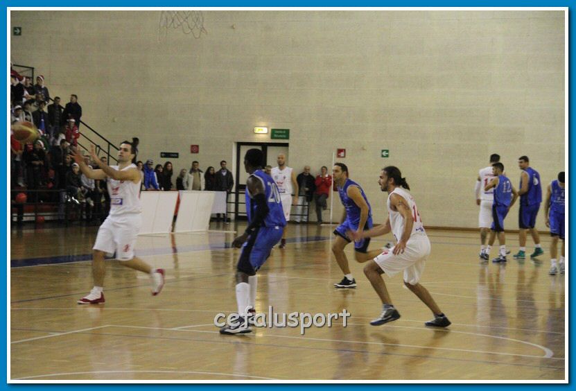 121223 Aquila 171_tn.jpg